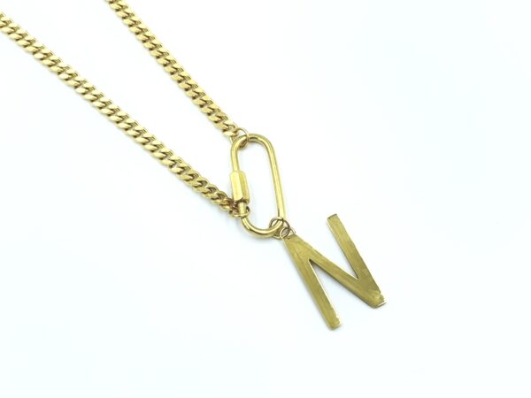 Collar clip letra N