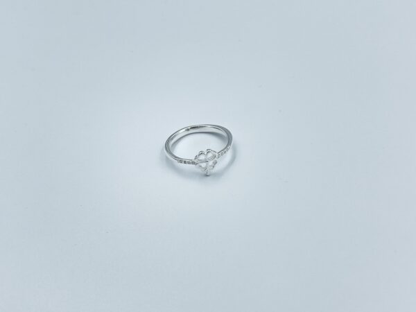 Anillo trébol