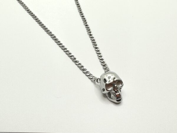 Cadena calavera