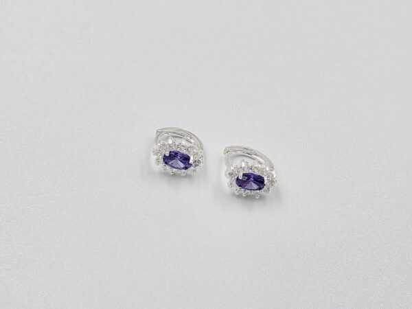Aretes zirconias lilas Plata.925